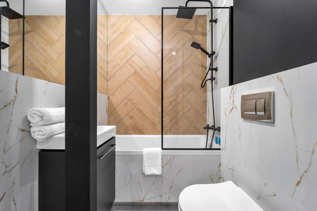 Park Sady Zoliborskie Modern Apartment วอร์ซอ ภายนอก รูปภาพ
